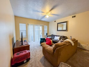 504 N Seven Peaks Blvd in Provo, UT - Building Photo - Building Photo