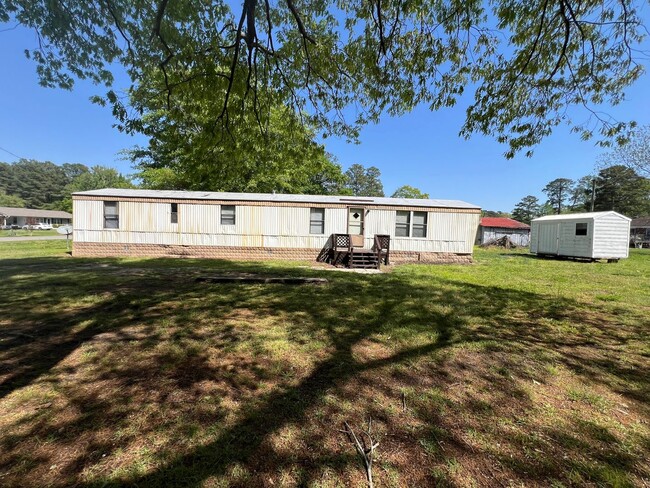 property at 312 Woodview Dr
