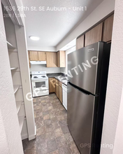 1536 29th St SE-Unit -Unit 1 in Auburn, WA - Foto de edificio - Building Photo