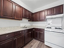 1774 W Godfrey Ave in Philadelphia, PA - Building Photo