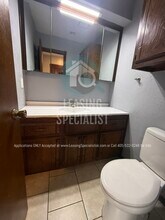 1024 Rambling Oaks Dr in Norman, OK - Building Photo - Building Photo