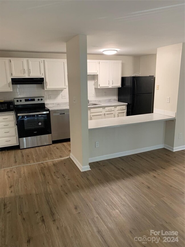 property at 9530 Shannon Green Dr