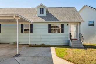 6632 Hickorywood Ln in New Port Richey, FL - Foto de edificio - Building Photo