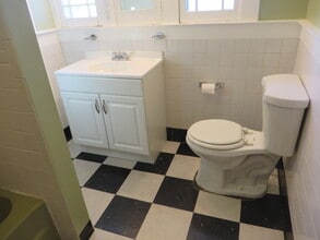 826 Nuttman Ave in Fort Wayne, IN - Building Photo - Building Photo