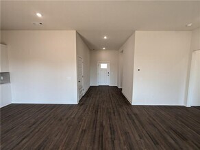 385 W Branta St in Farmington, AR - Building Photo - Building Photo