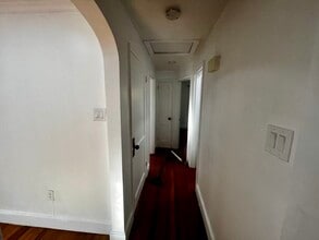 22 Bateman St in Boston, MA - Foto de edificio - Building Photo