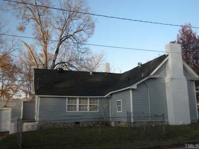 120 S Guthrie Ave in Durham, NC - Building Photo - Building Photo