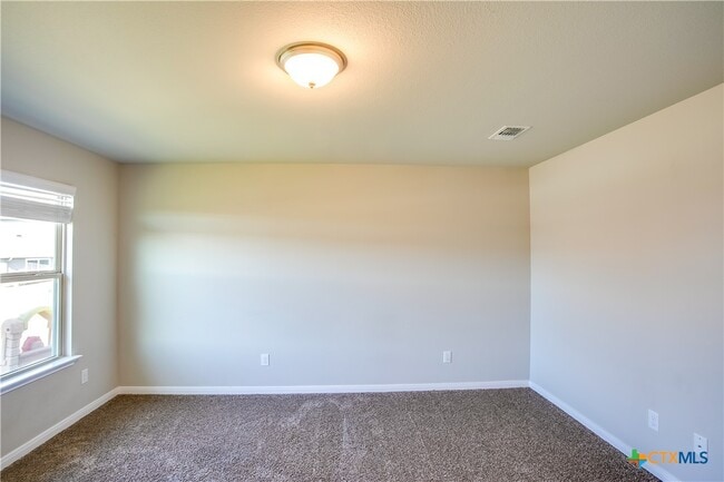 property at 805 Stockdale Rd