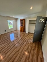 4126 Ginnett Rd in Anacortes, WA - Building Photo - Building Photo