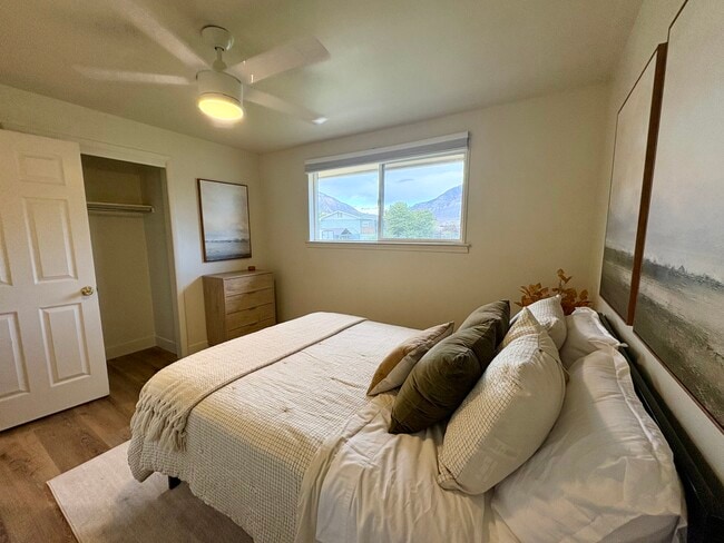 285 N 300 W, Unit 289 in Orem, UT - Foto de edificio - Building Photo