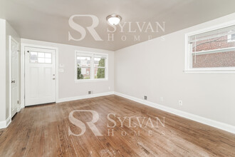 1425 Dartmouth Ave in Parkville, MD - Foto de edificio - Building Photo