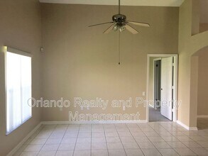 3186 Whooping Crane Run in Kissimmee, FL - Foto de edificio - Building Photo