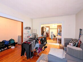 95 Lowell St, Unit #1 in Somerville, MA - Building Photo - Building Photo