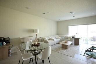 2719 Fetching Trl in Davenport, FL - Building Photo - Building Photo