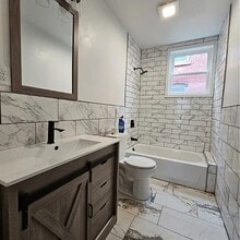 923 Rutger St, Unit Apt 1 in Utica, NY - Foto de edificio - Building Photo