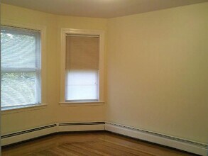 1293 Commonwealth Ave, Unit 2 in Boston, MA - Building Photo - Building Photo