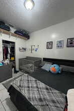 1752 NW 29th St in Miami, FL - Building Photo - Building Photo