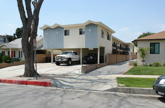 1131 Elm Ave in Glendale, CA - Building Photo - Building Photo