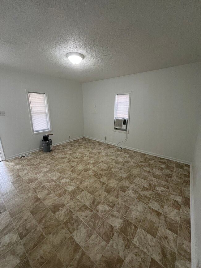 3543-3549 S George St in Farmville, NC - Building Photo - Building Photo