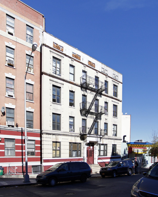 835 Home St in Bronx, NY - Building Photo - Building Photo