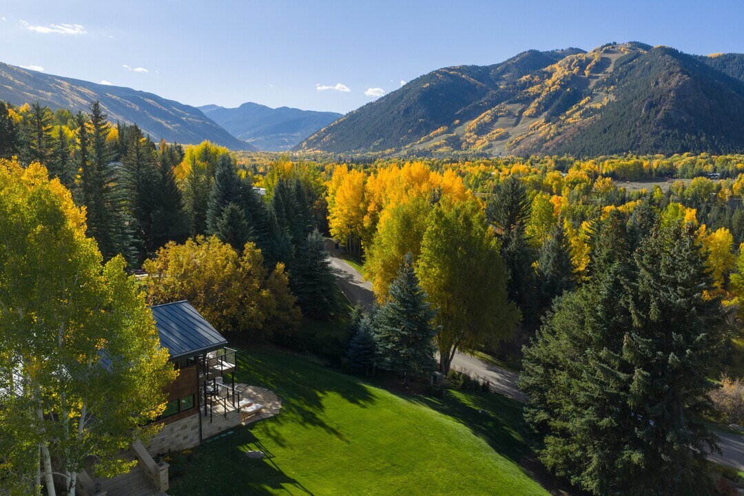 59 Herron Hollow Dr in Aspen, CO - Building Photo