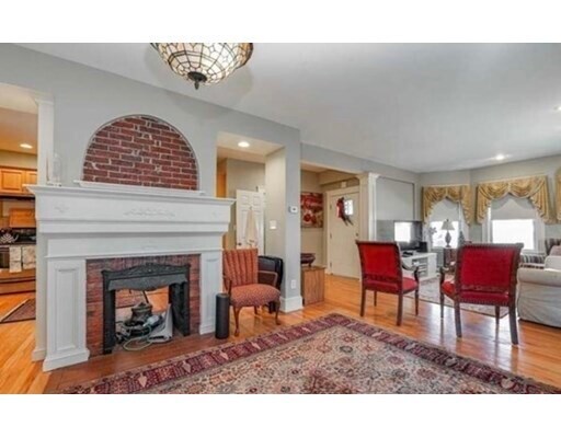 216 Willow St-Unit -1 in Boston, MA - Building Photo - Building Photo