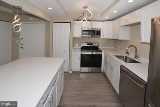 7621 Provincial Dr in McLean, VA - Building Photo - Building Photo