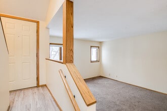 2119 21st Ave S in Minneapolis, MN - Building Photo - Building Photo