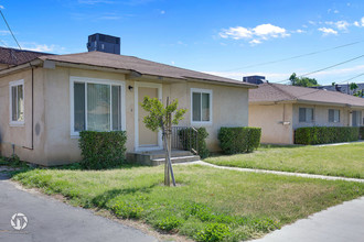 2305 Palm St in Bakersfield, CA - Building Photo - Other