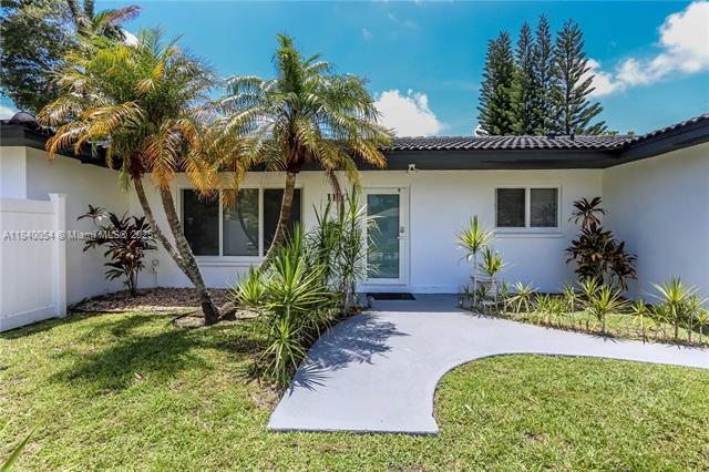 property at 1110 S 14th Ave