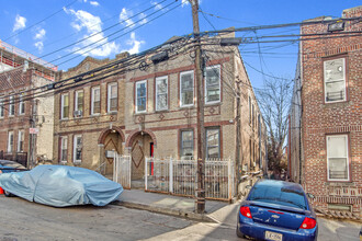 636 E 223rd St in Bronx, NY - Building Photo - Building Photo