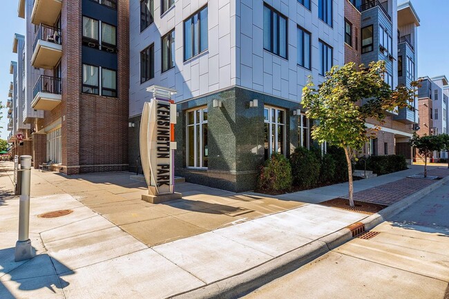 7600 Lyndale Ave S, Unit 228