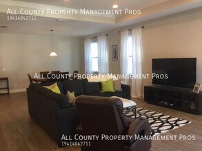 866 Molly Cir in Sarasota, FL - Building Photo - Building Photo