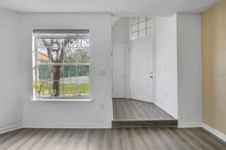 413 Fountainhead Cir in Kissimmee, FL - Building Photo - Building Photo