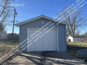 1225 Adams St in Lincoln, NE - Building Photo - Building Photo