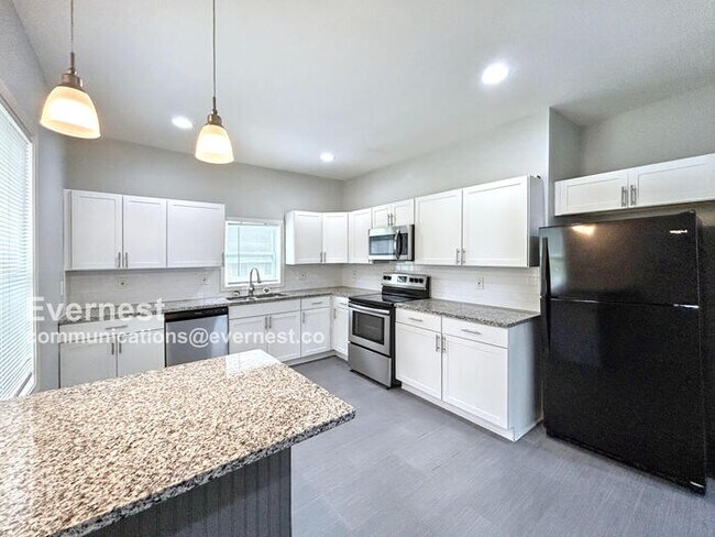 1152 Wedgewood Dr NW in Atlanta, GA - Building Photo - Building Photo