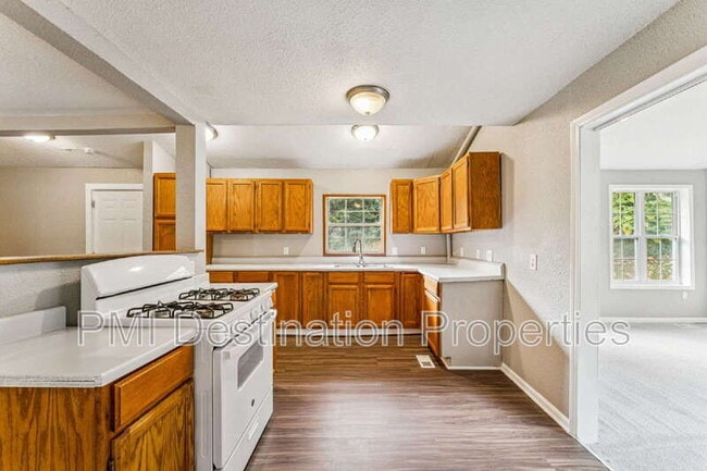 4041 Ruby Ave