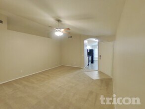 4005 E La Salle St in Phoenix, AZ - Foto de edificio - Building Photo