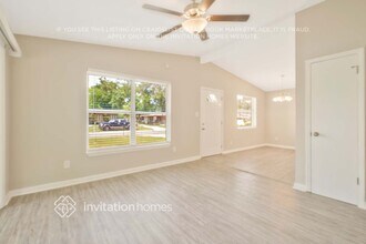 4914 Donnybrook Ave in Jacksonville, FL - Building Photo - Building Photo
