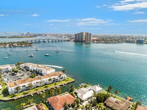 1025 Sugar Sands Blvd in Riviera Beach, FL - Building Photo - Building Photo
