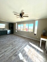 6211 Sunrise Rd in Twentynine Palms, CA - Building Photo - Building Photo