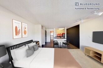 3883 Ingraham St, Unit SI FL1-ID378A in San Diego, CA - Building Photo - Building Photo