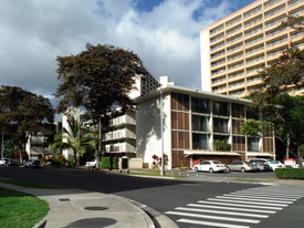 Paoakalani Apartments