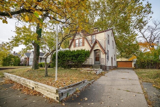 409 E Melbourne Ave in Peoria, IL - Building Photo - Building Photo