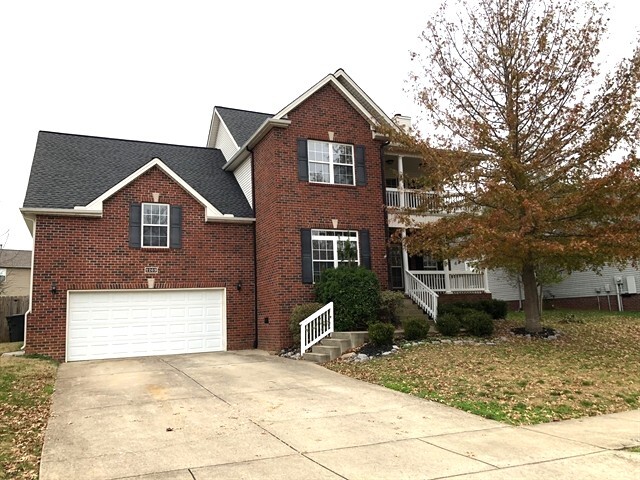 1269 Chapmans Retreat Dr in Spring Hill, TN - Building Photo