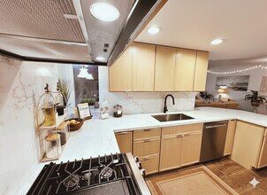 4010 Layang Layang Cir in Carlsbad, CA - Building Photo - Building Photo