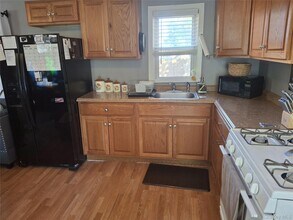 10 Orchard St in Wallkill, NY - Building Photo - Building Photo