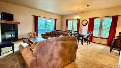 406 Lundblad Pl in Dover, ID - Building Photo - Building Photo