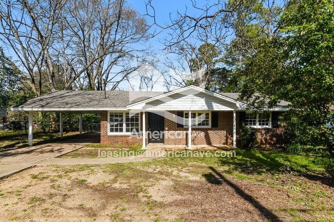 property at 2607 Plum St
