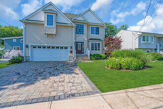 419 Central Ave in Spring Lake, NJ - Building Photo - Building Photo